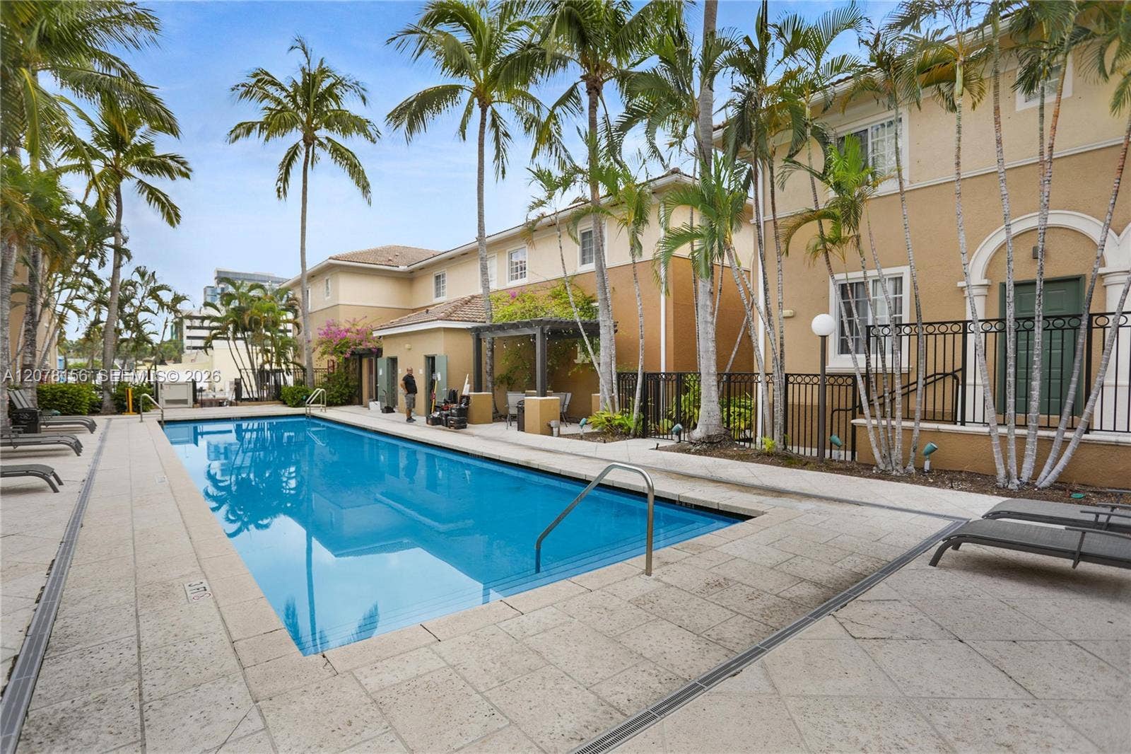 2941 NE 185th Street, #1305, Miami, FL 33180 Photo 18