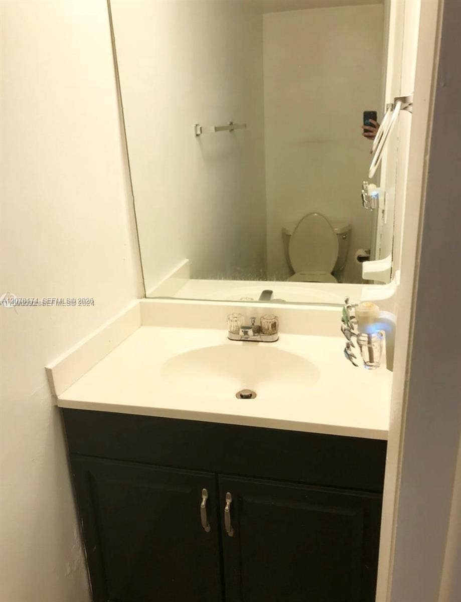 2442 SW 58, Dania, Dania Beach, FL 33312 Photo 6