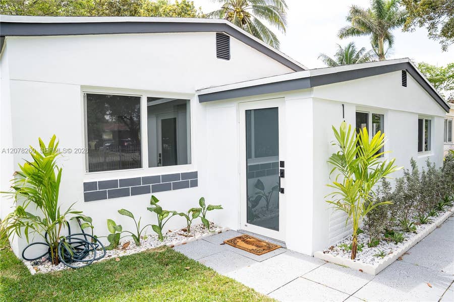 Property photo for 1640 NE 172nd Street, North Miami Beach, FL