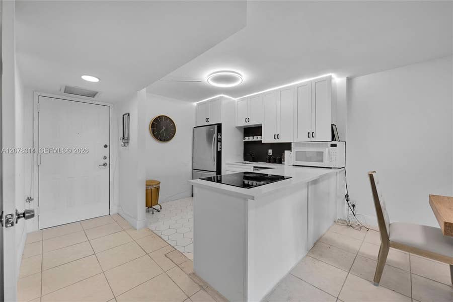 Property photo for 400 Leslie Drive, #605, Hallandale Beach, FL