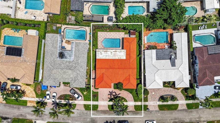 Property photo for 3661 N 52nd Avenue, Hollywood, FL
