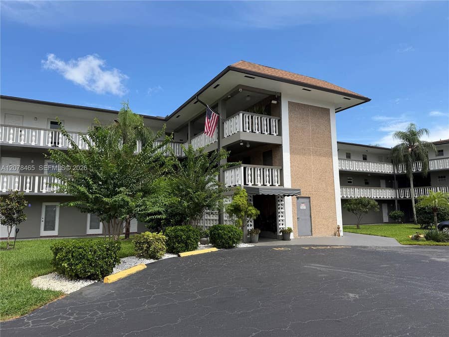 Property photo for 5200 Washington Street, #207, Hollywood, FL