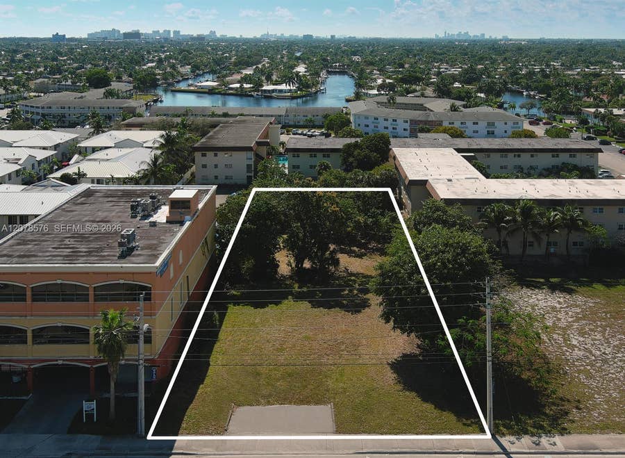 Property photo for 614 E Atlantic Boulevard, Pompano Beach, FL