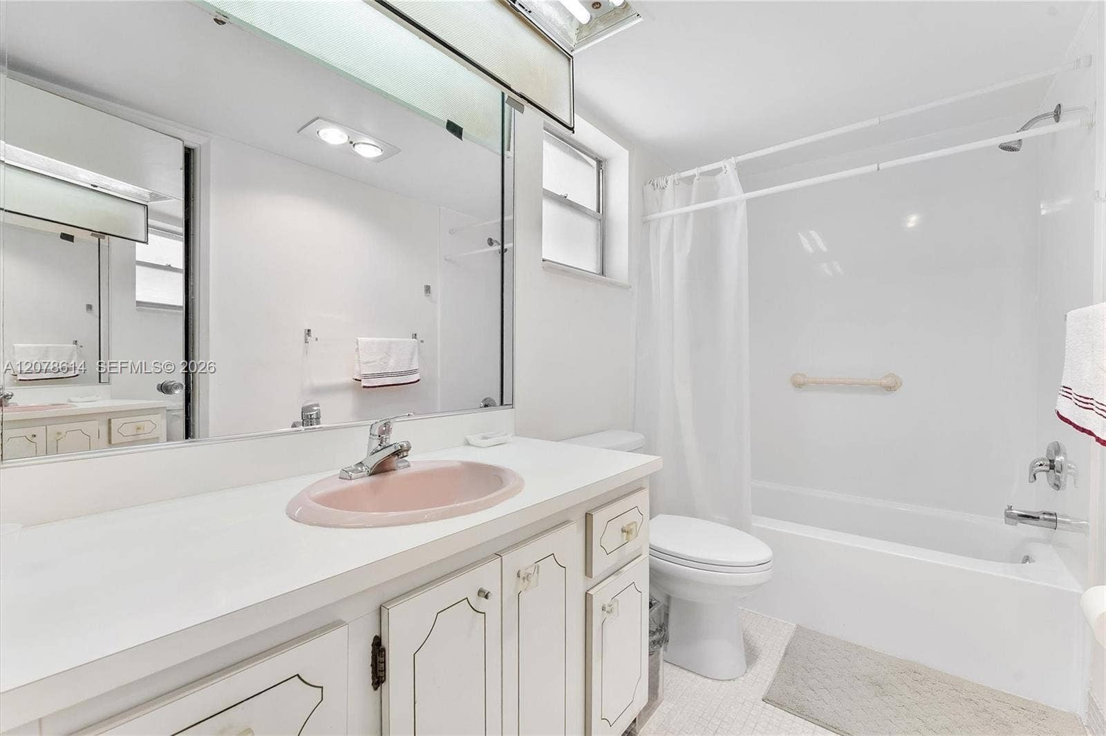 2661 S Course Drive, #805, Pompano Beach, FL 33069 Photo 12