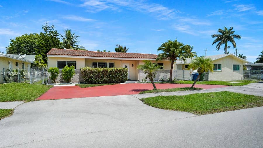 Property photo for 903 NE 2nd Street, Hallandale Beach, FL