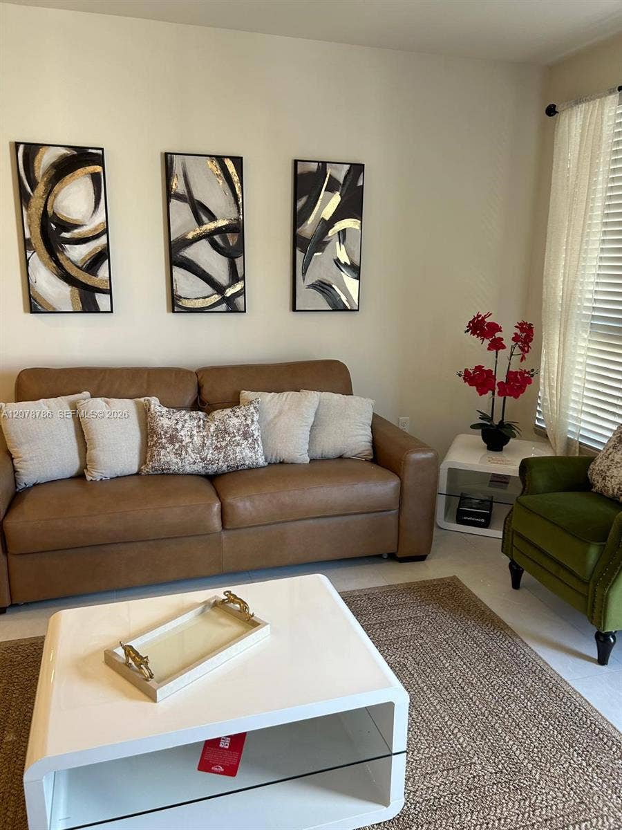 610 NE 2nd Street, #304, Dania, Dania Beach, FL 33004 Photo 16