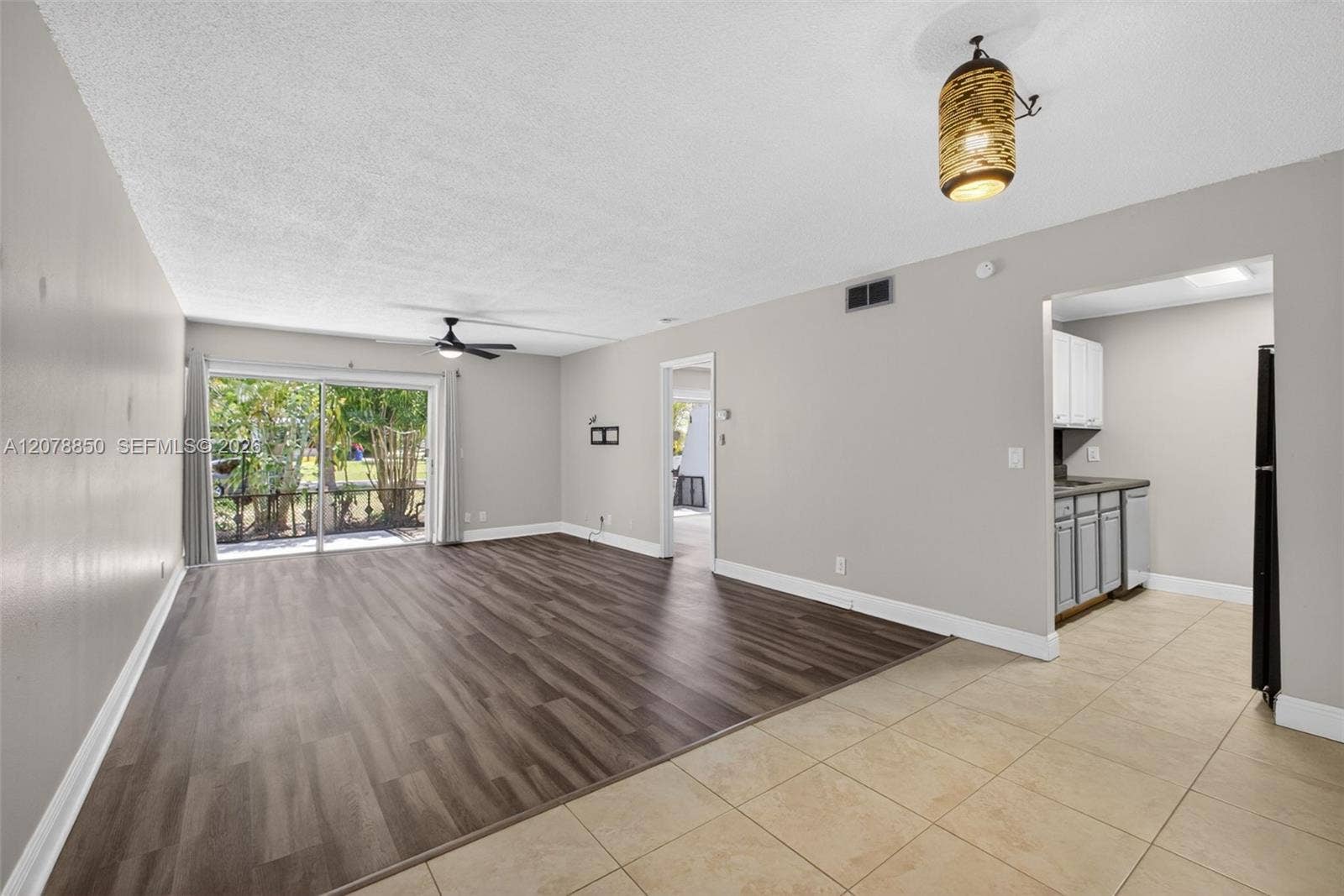 725 Hummingbird Way, #109, North Palm Beach, FL 33408 Photo 2