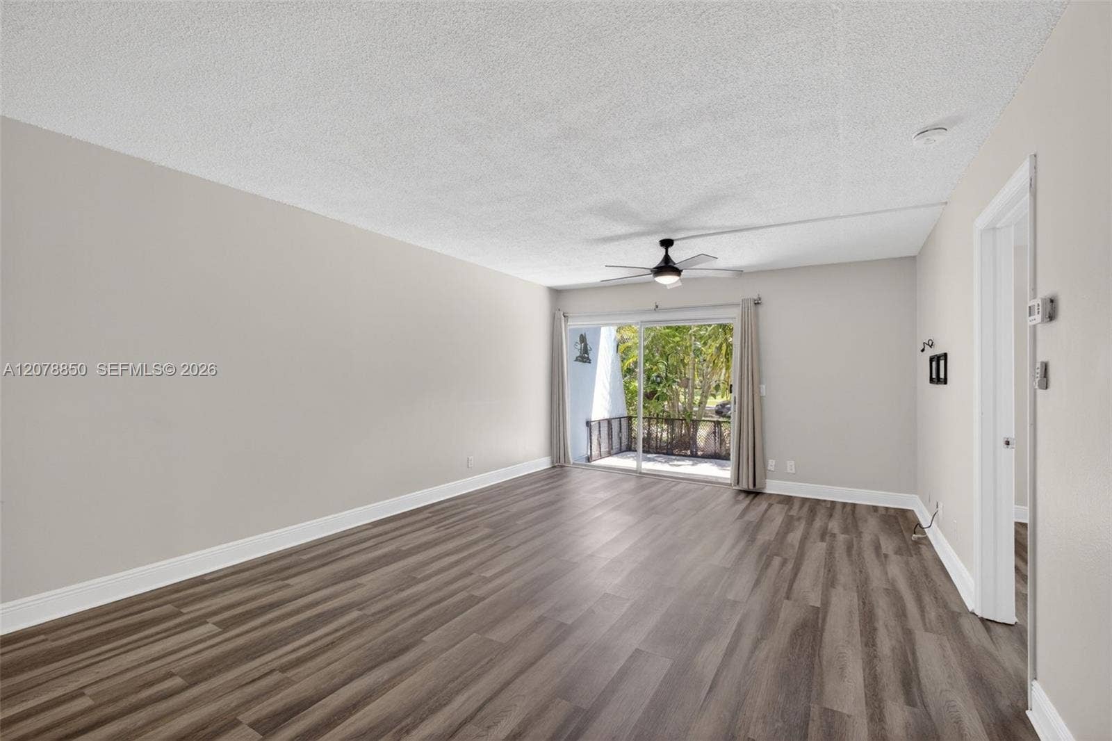 725 Hummingbird Way, #109, North Palm Beach, FL 33408 Photo 8
