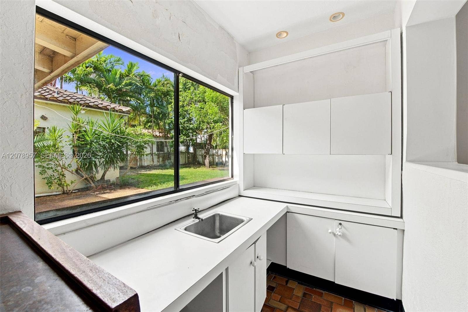 5680 Pine Tree Drive, Miami Beach, FL 33140 Photo 28