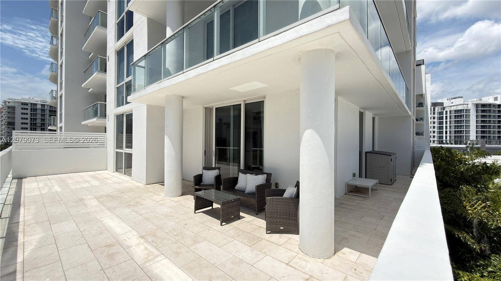 401 N Birch Road, #415, Fort Lauderdale, Fort Lauderdale, FL 33304 Photo 2