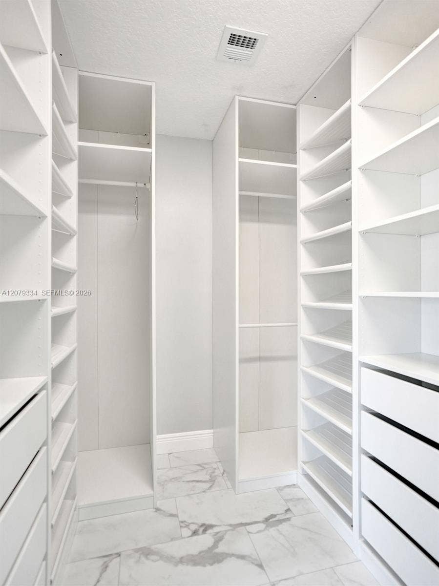 8219 Via Di Veneto, Boca Raton, Boca Raton, FL 33496 Primary Bedroom closet