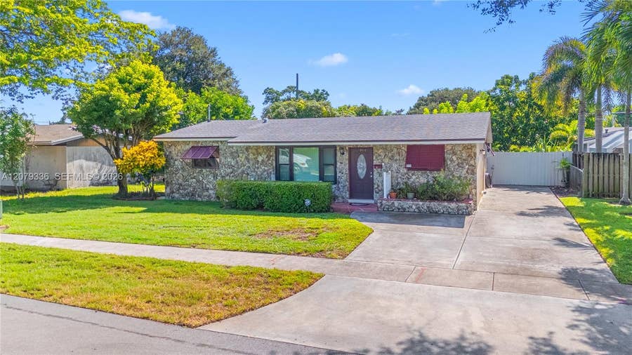 Property photo for 311 SW 70th Terrace, Pembroke Pines, FL