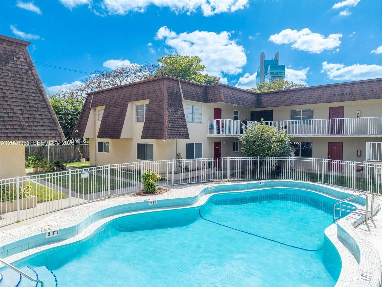 4524 SW 54th Street, #502-W, Dania Beach, FL 33314 Photo 3