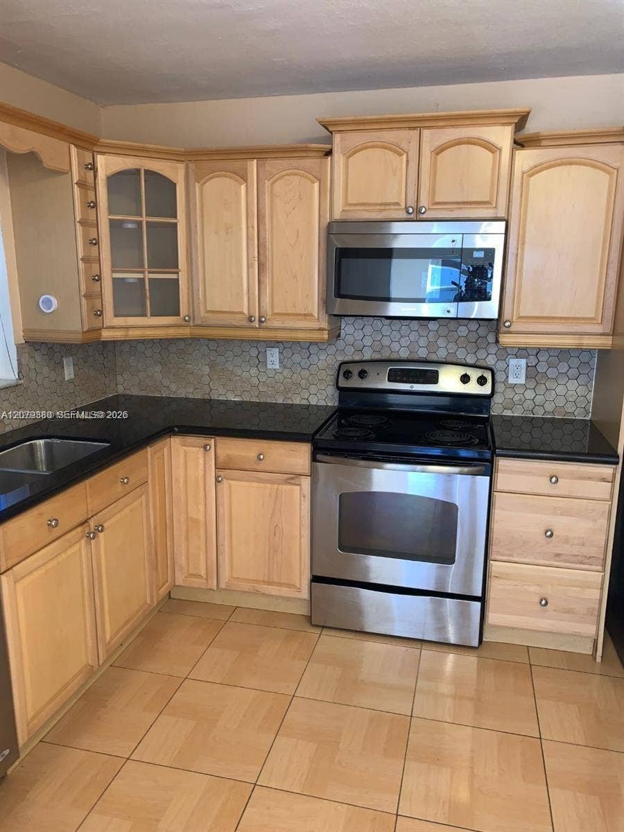4524 SW 54th Street, #502-W, Dania Beach, FL 33314 Photo 2
