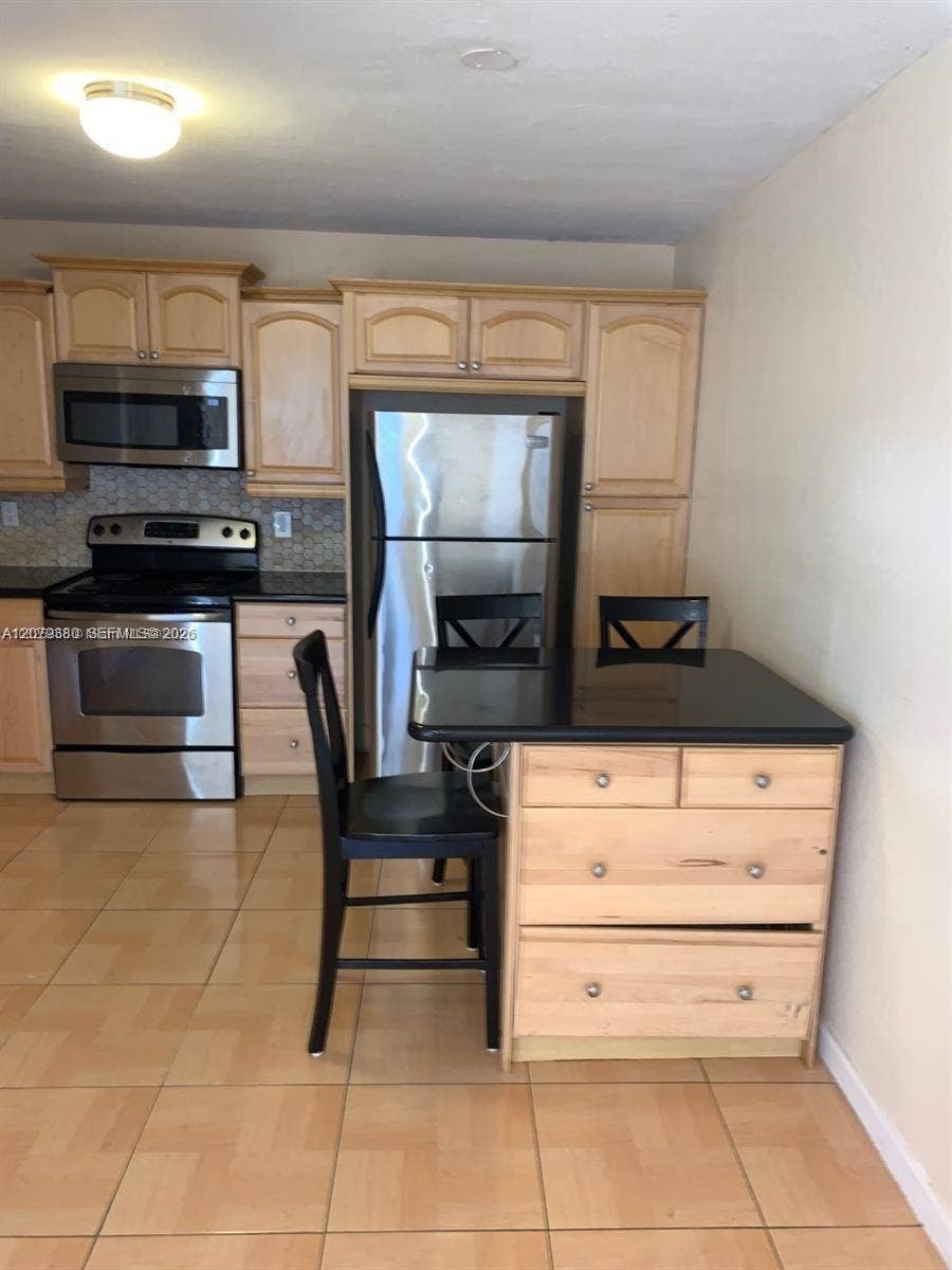 4524 SW 54th Street, #502-W, Dania Beach, FL 33314 Photo 7