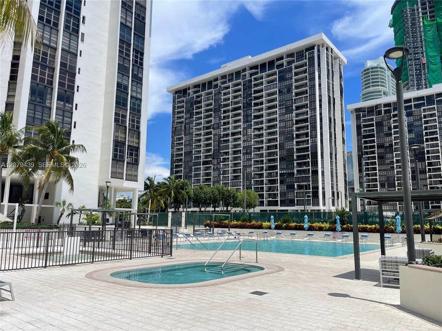 Property photo for 1901 Brickell Avenue, #B506, Miami, FL