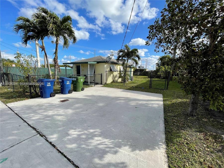 Property photo for 1016 NW 1st Avenue, Hallandale Beach, FL