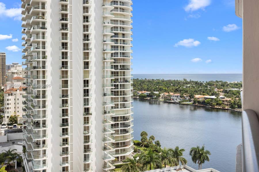 Property photo for 19667 W Turnberry Way, #15-G, Aventura, FL