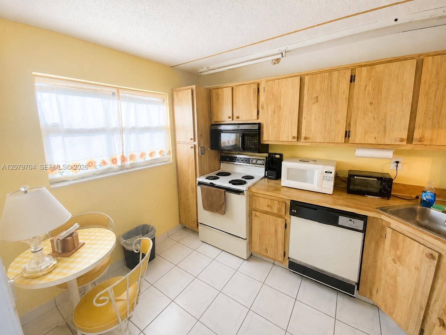 1751 NW 75th Avenue, #303, Plantation, FL 33313 Photo 2