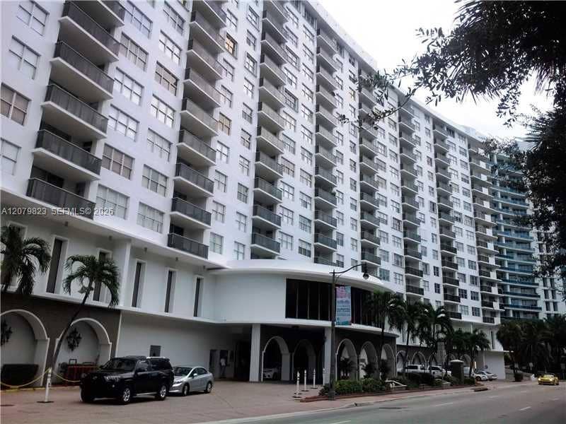 6039 Collins Avenue, #534, Miami Beach, FL 33140 Photo 10