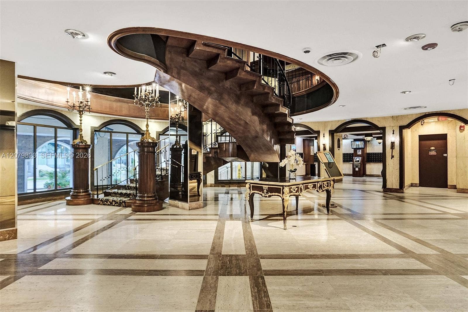 6039 Collins Avenue, #534, Miami Beach, FL 33140 Main Lobby Entrance