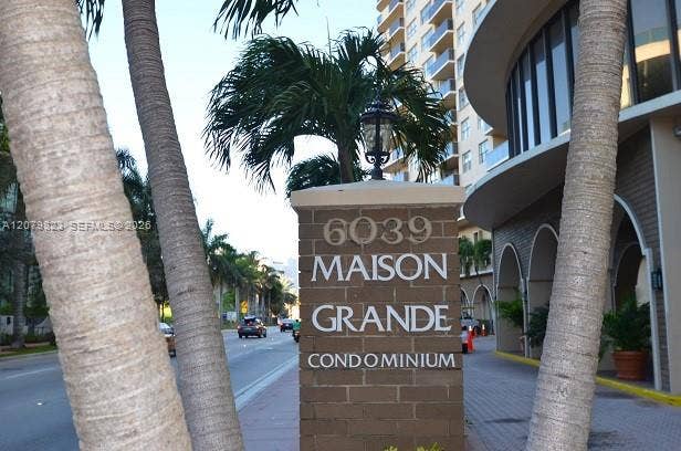 6039 Collins Avenue, #534, Miami Beach, FL 33140 Photo 9