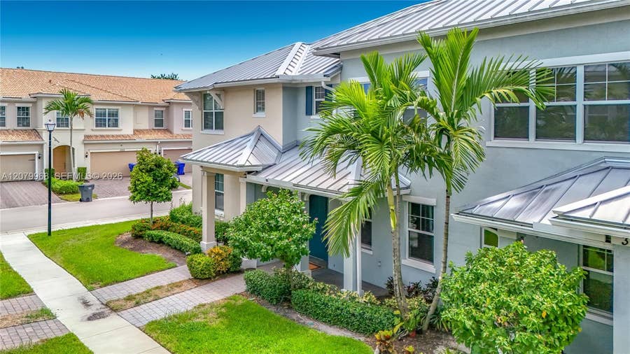 Property photo for 1040 Eucalyptus Drive, #2, Hollywood, FL