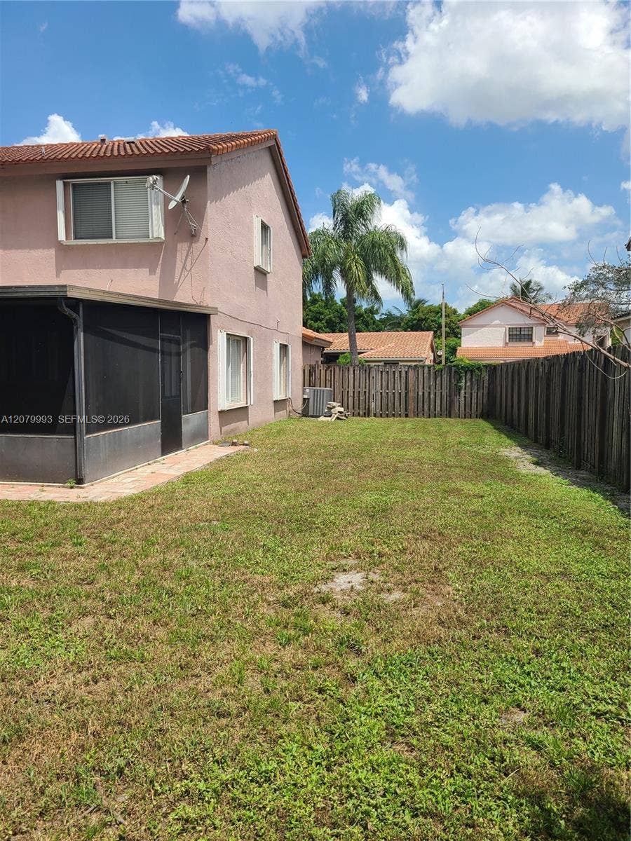 8820 SW 13th Street, Pembroke Pines, FL 33025 Photo 24