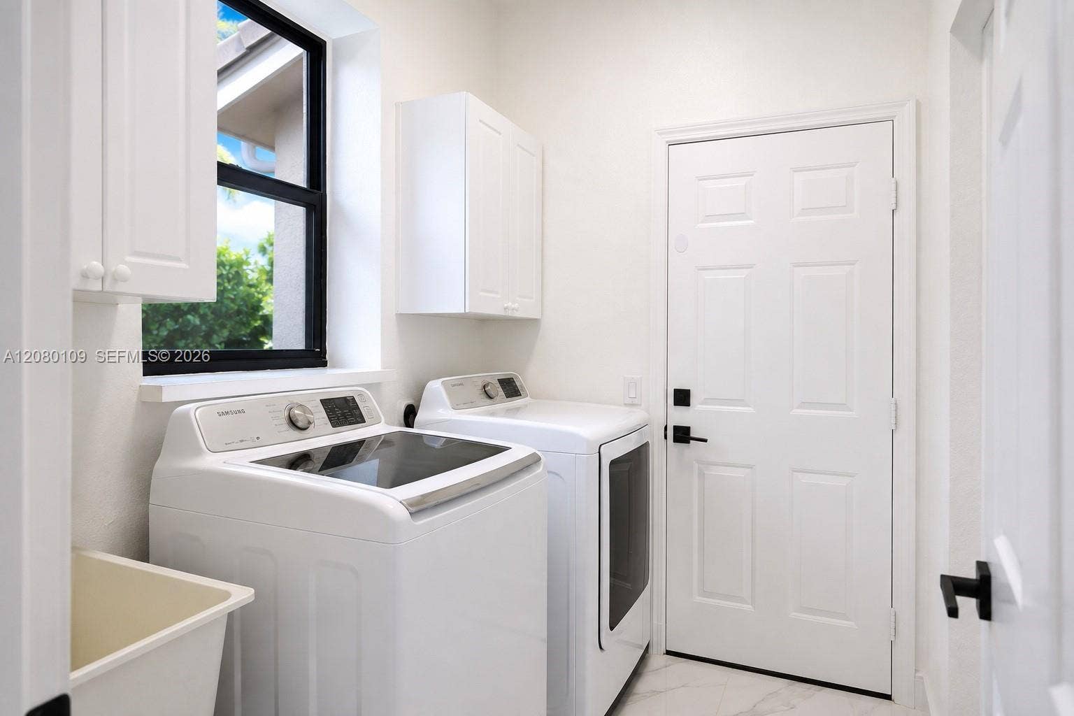 1672 Victoria Pointe Circle, Weston, Weston, FL 33327 Laundry Room