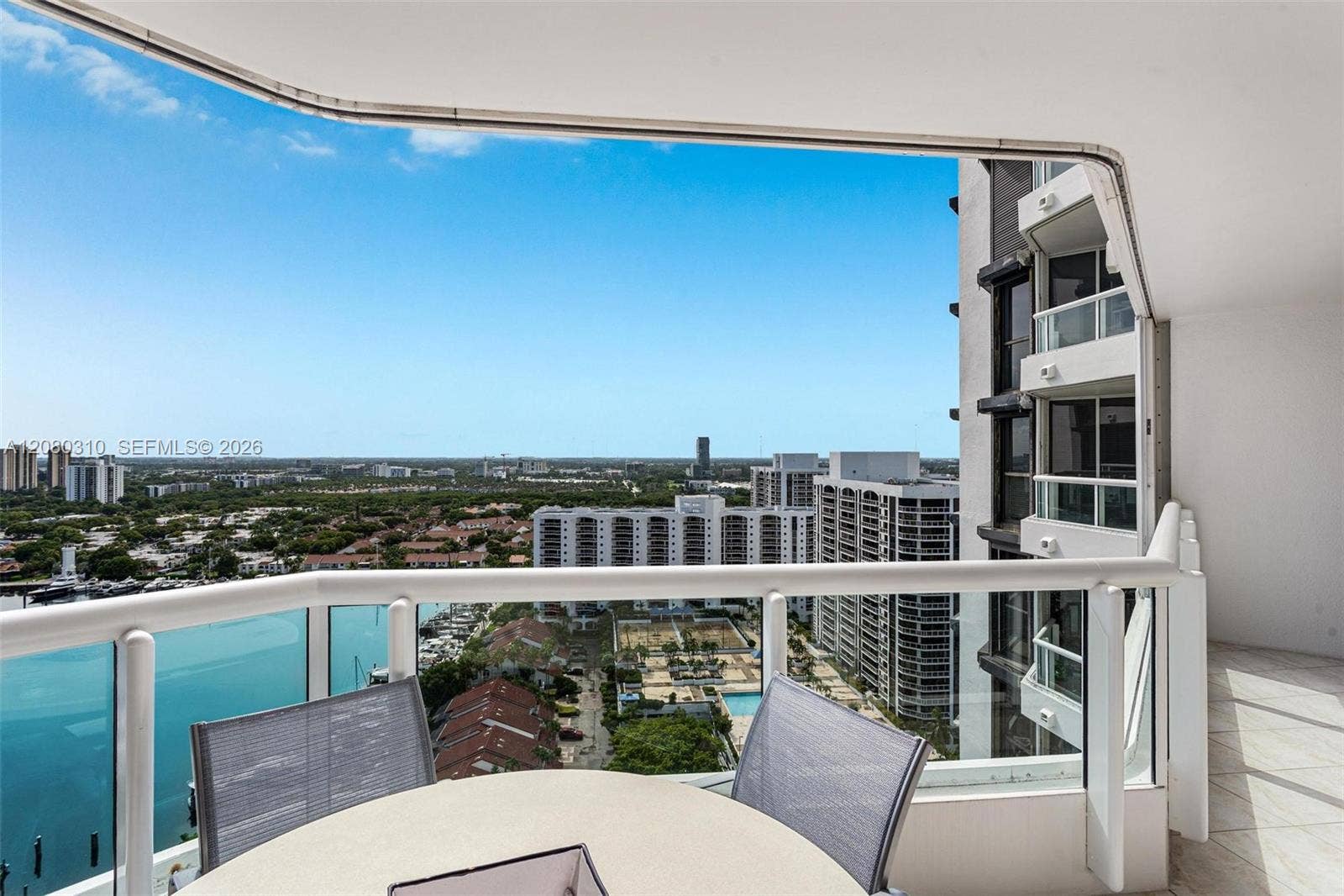 21205 Yacht Club Drive, #2405+DEN, Aventura, FL 33180 Photo 32