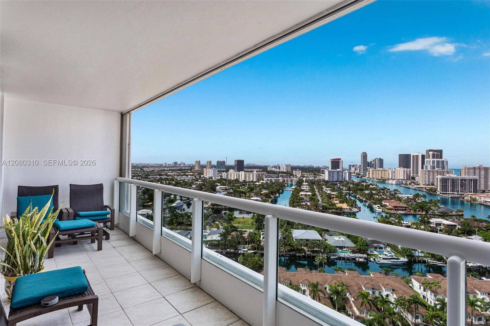 21205 Yacht Club Drive, #2405+DEN, Aventura, FL 33180 Photo 25