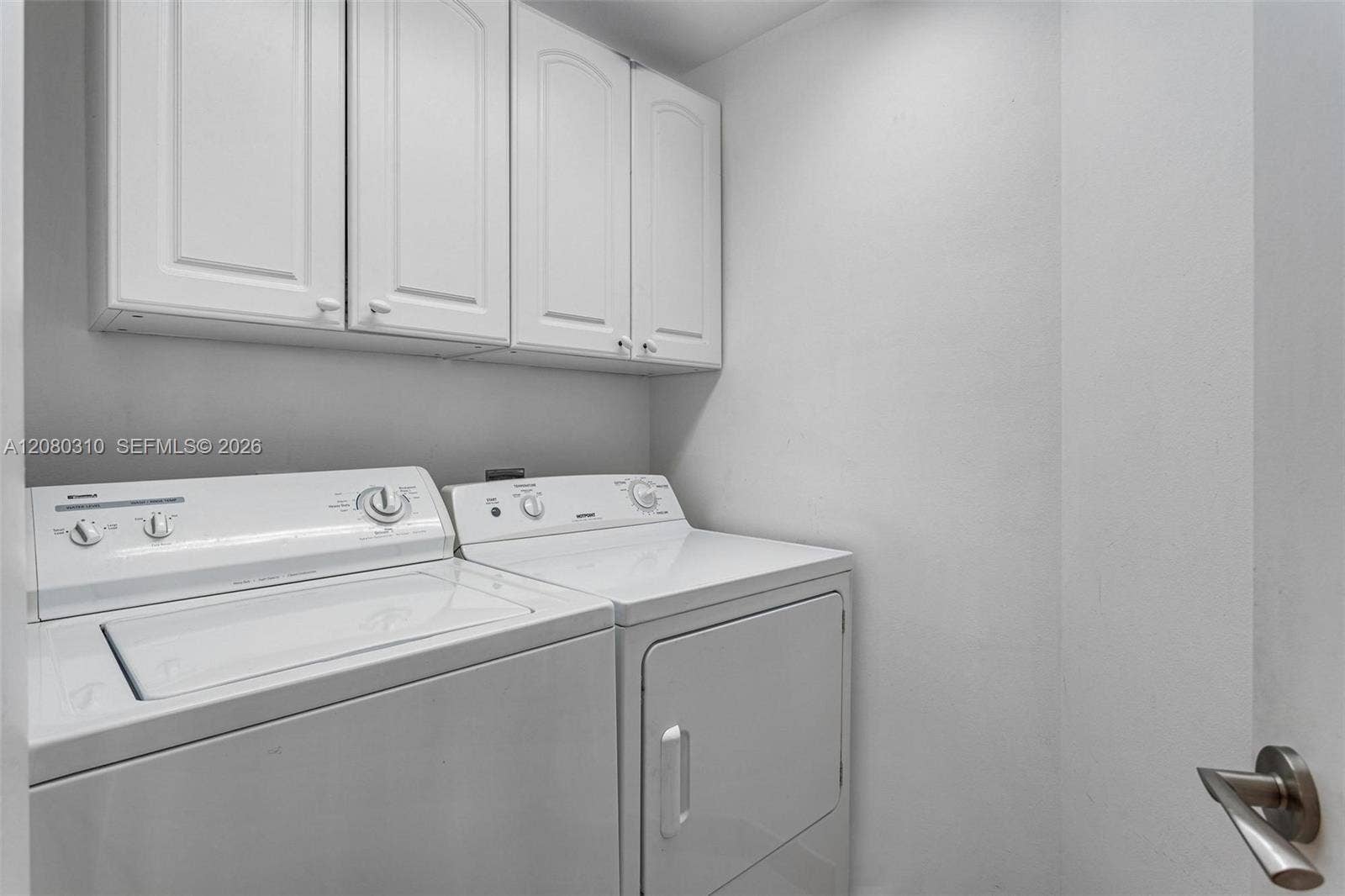 21205 Yacht Club Drive, #2405+DEN, Aventura, FL 33180 Photo 24