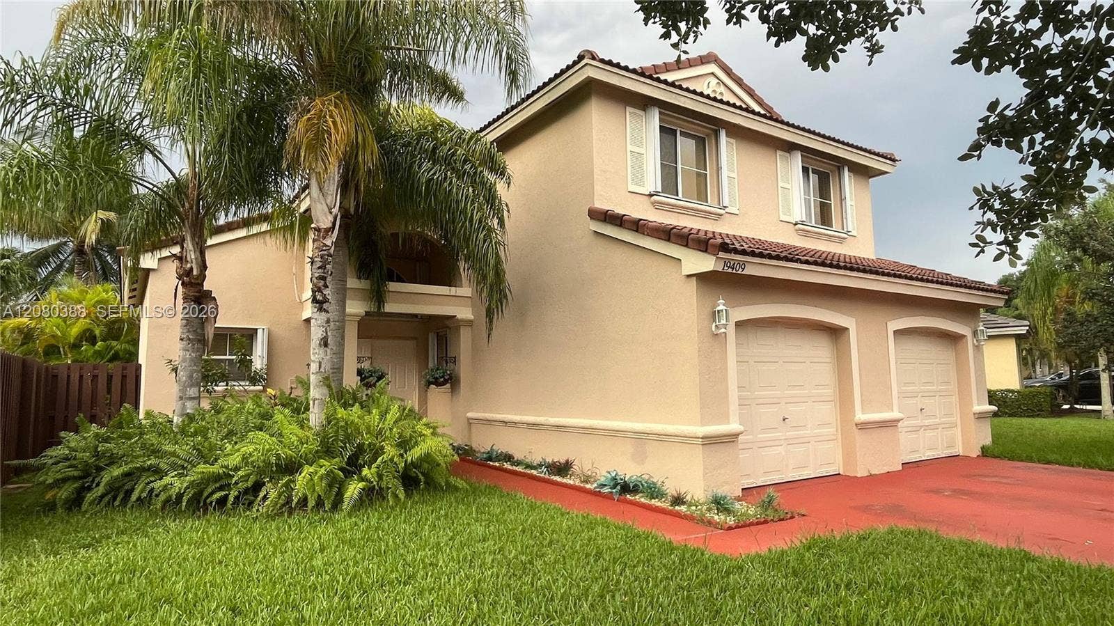 19409 NW 24th Place, Pembroke Pines, FL 33029 Photo 12