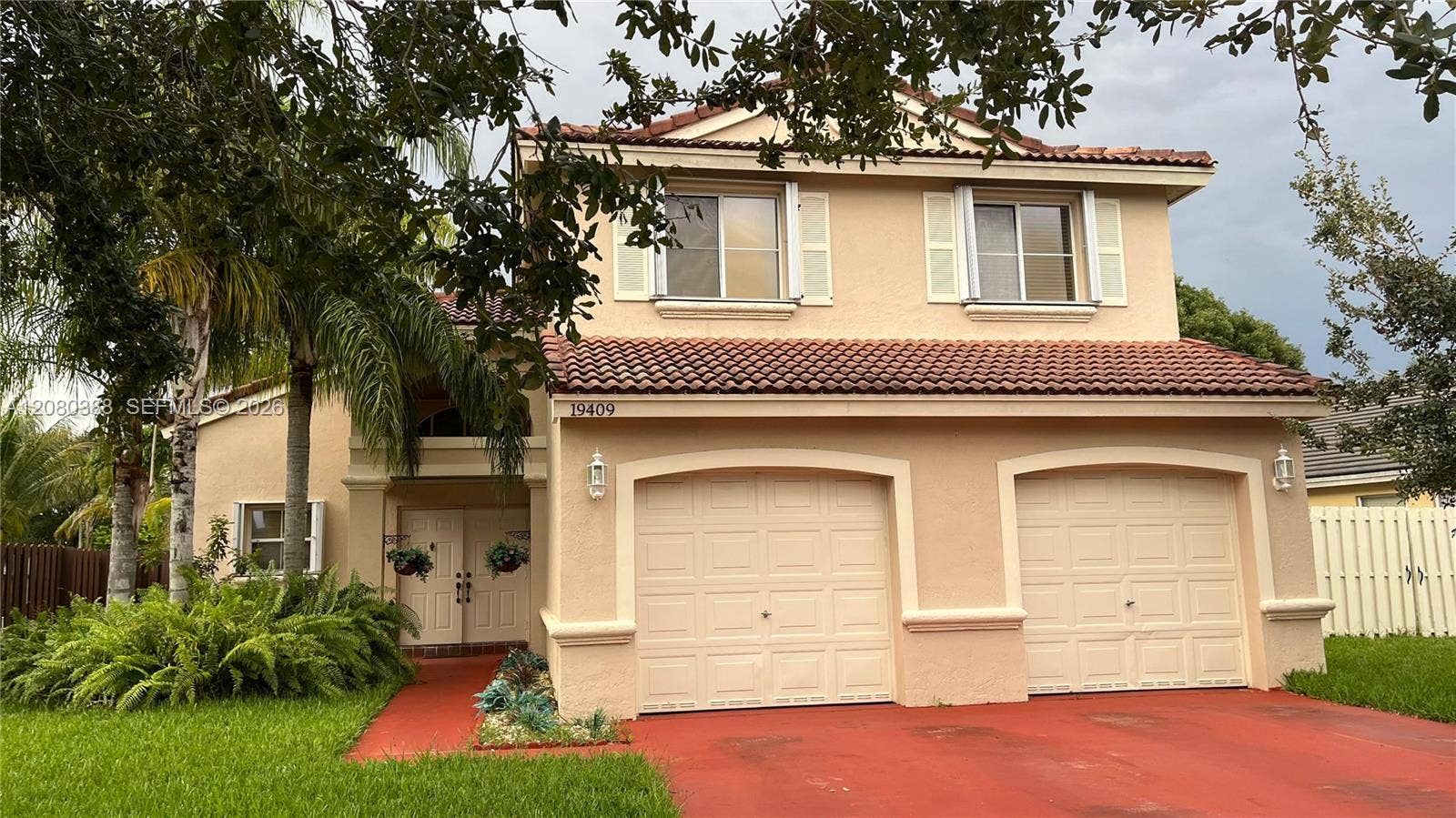 19409 NW 24th Place, Pembroke Pines, FL 33029 Photo 4