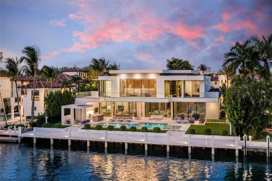 Property photo for 2560 Del Lago Drive, Fort Lauderdale, FL