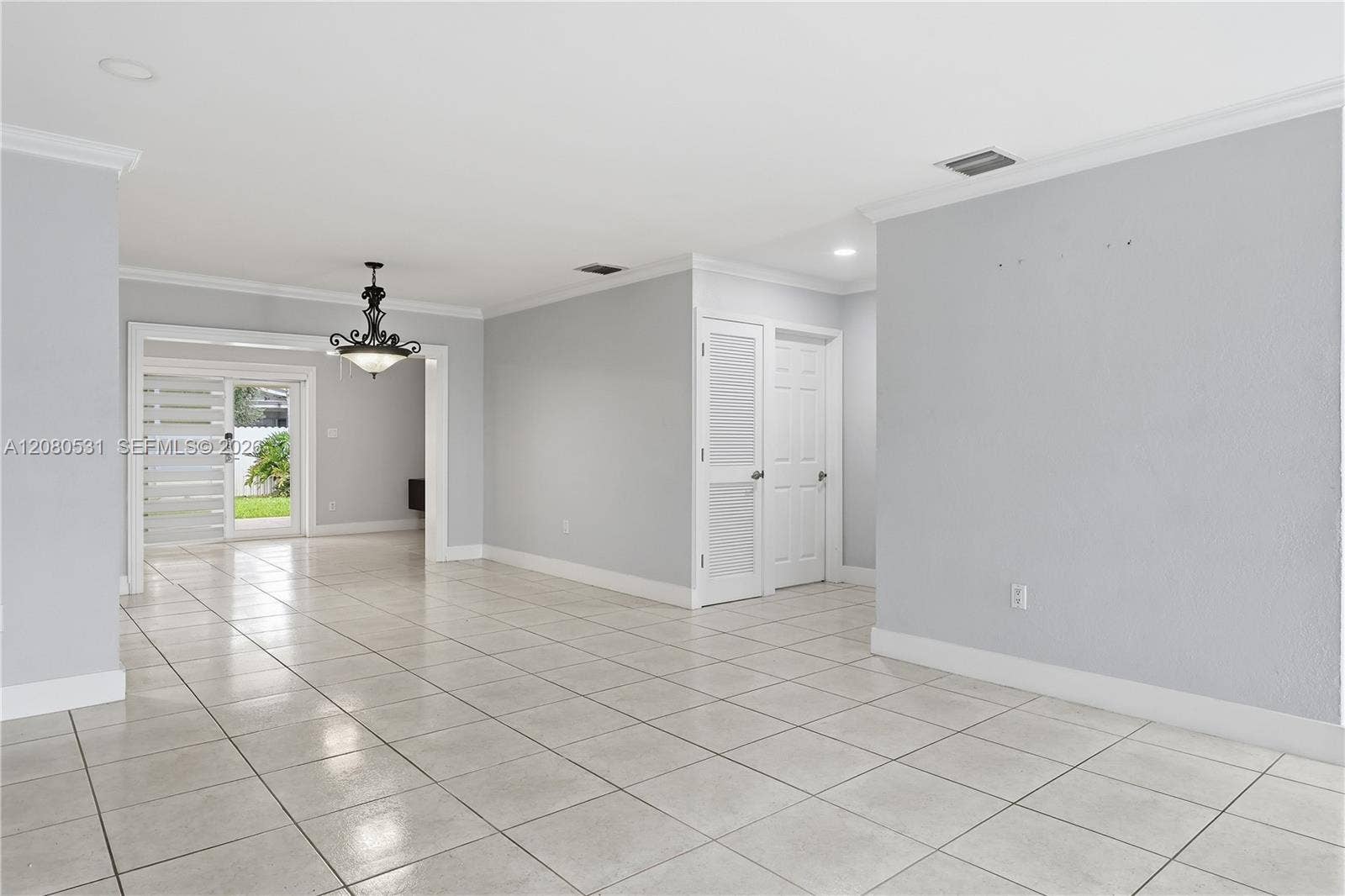 5505 W 14th Lane, Hialeah, FL 33012 Photo 4