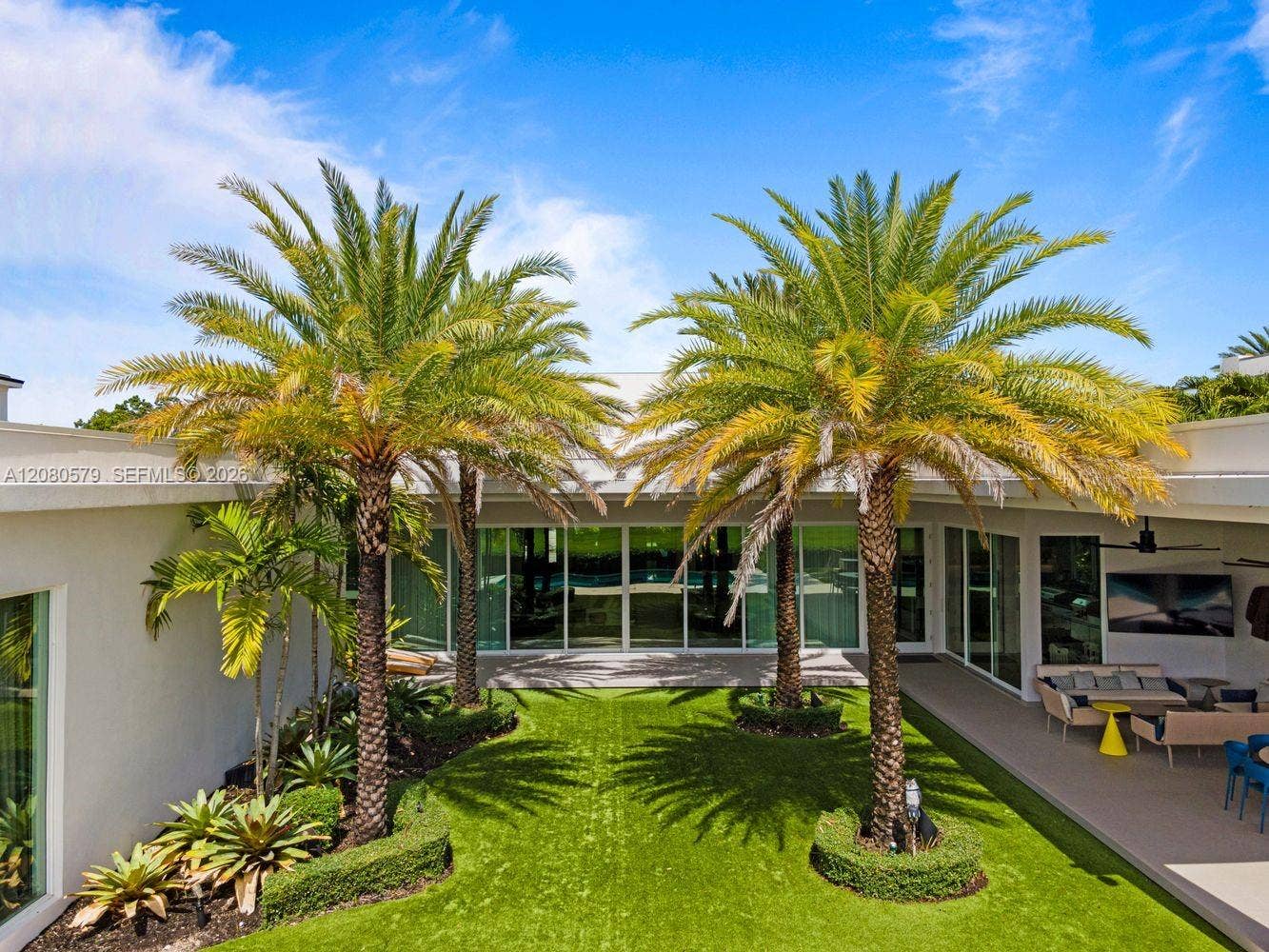 3939 Country Club Lane, Fort Lauderdale, FL 33308 Photo 2