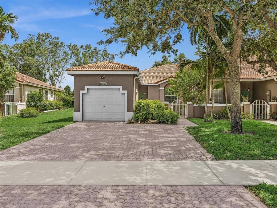 Property photo for 7420 S Aragon Boulevard, #1, Sunrise, FL