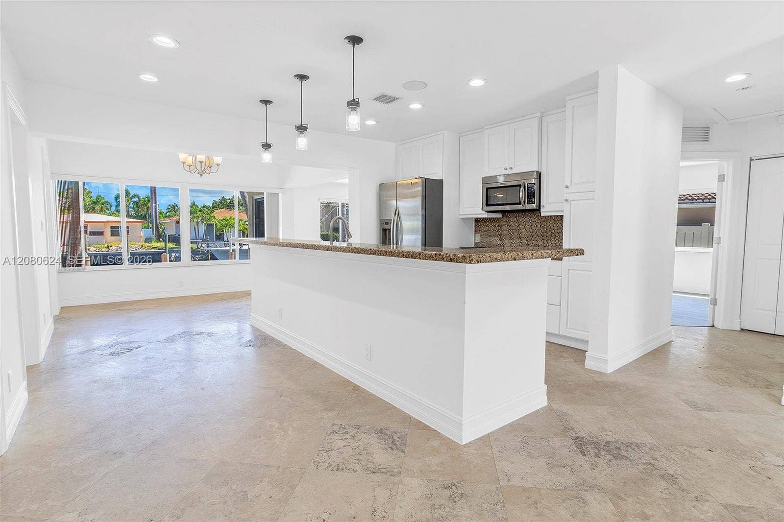 2273 SE 14th Street, Pompano Beach, FL 33062 Photo 4