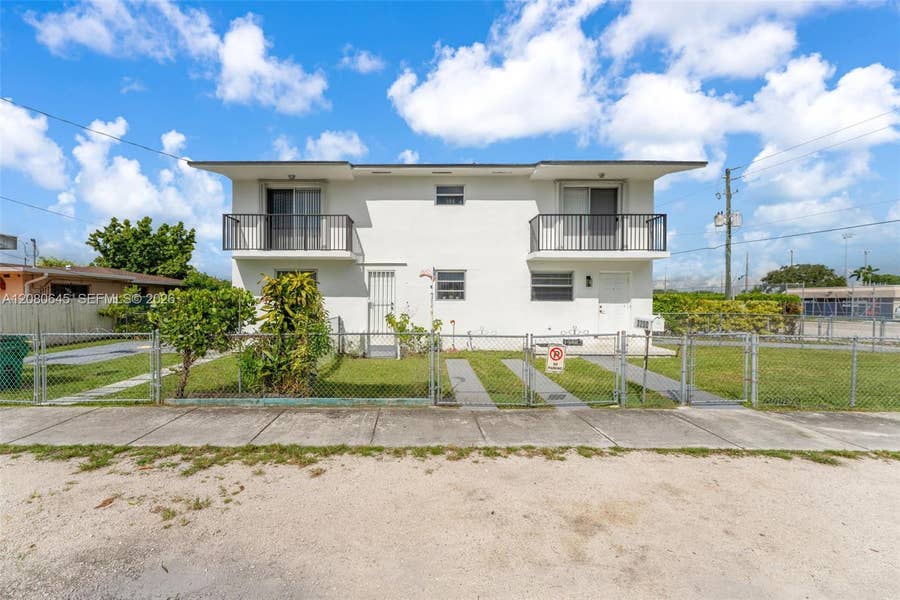 Property photo for 3200 SW 88th Place, Miami, FL