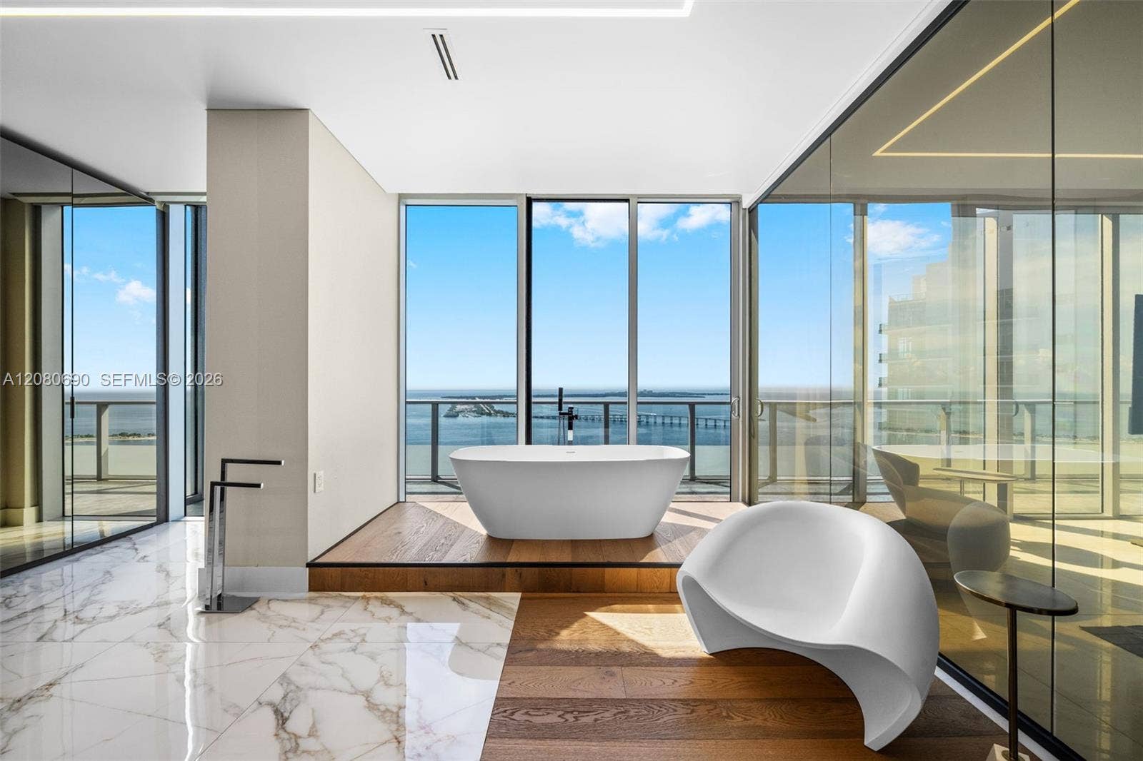 1300 Brickell Bay Drive, #PH4400, Miami, FL 33131 Photo 17