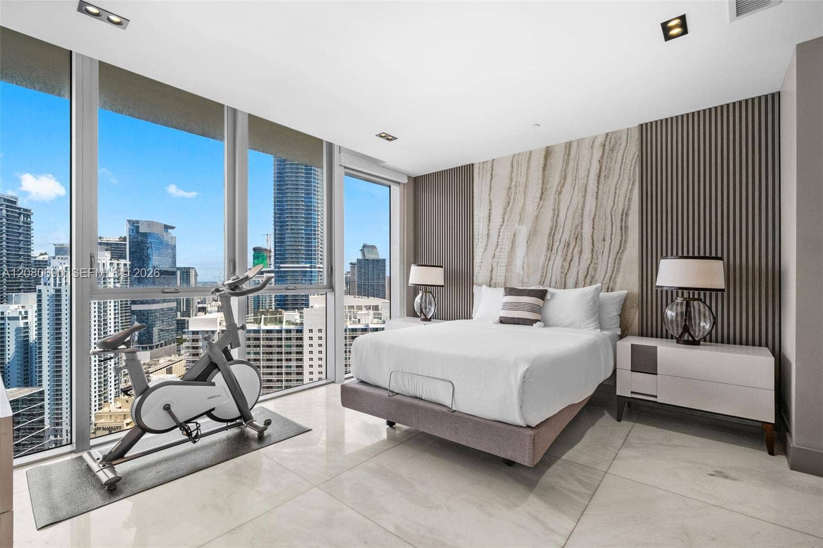 1300 Brickell Bay Drive, #PH4400, Miami, FL 33131 Photo 34