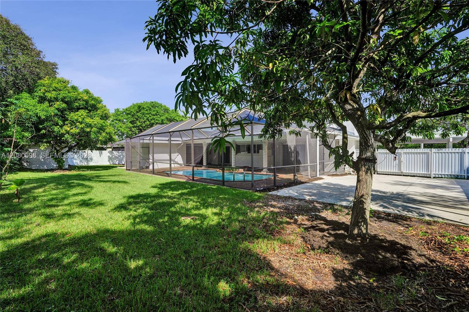 8260 SW 88th Street, Miami, FL 33156 Photo 7