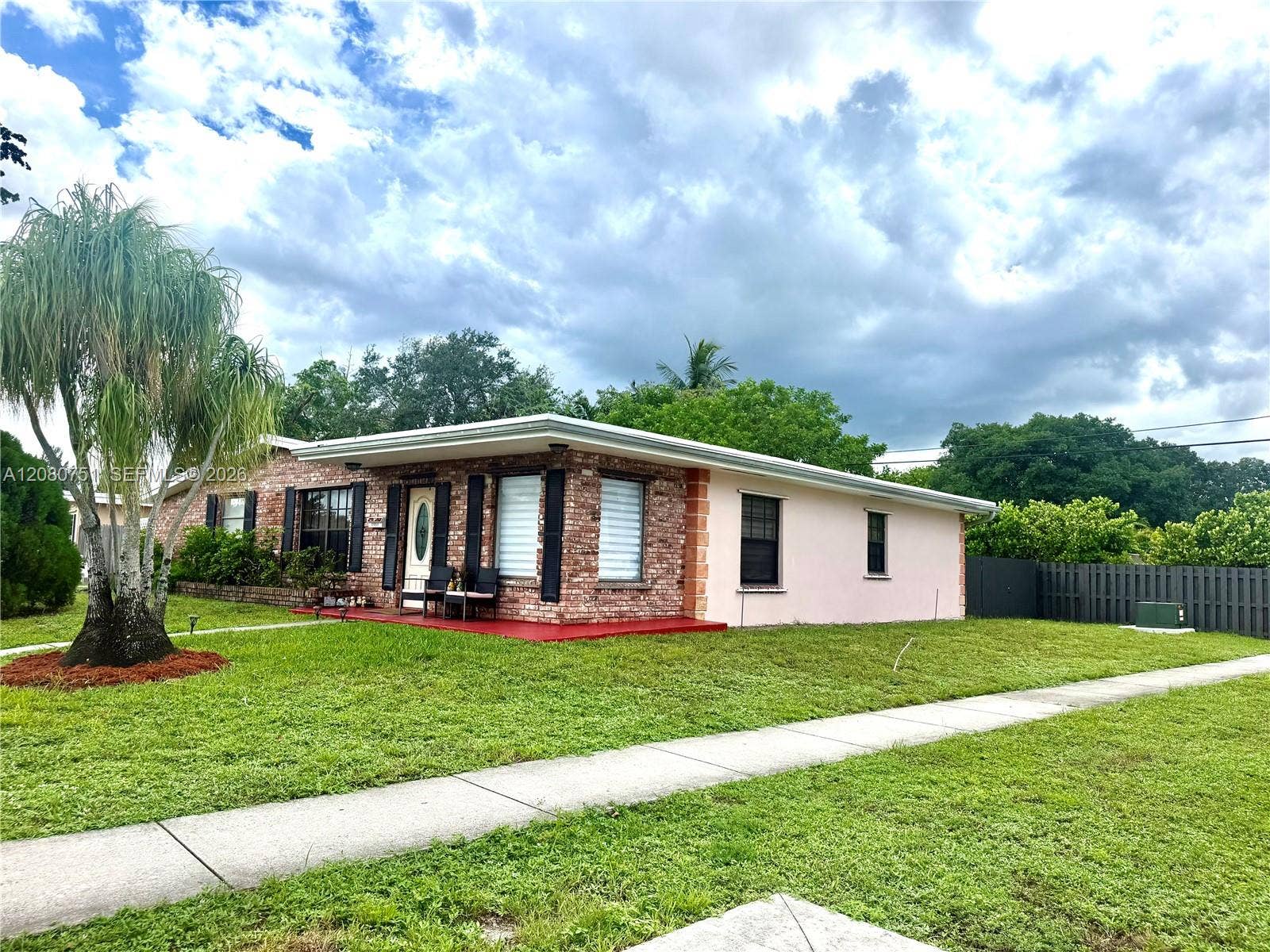 3851 SW 59th Terrace, Davie, FL 33314 Photo 2