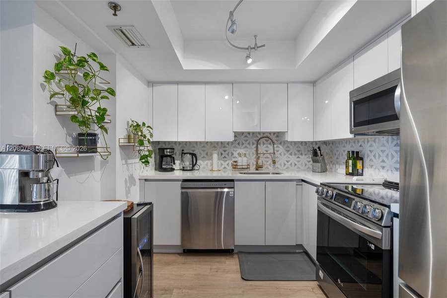 Property photo for 1775 Washington Avenue, #6E, Miami Beach, FL