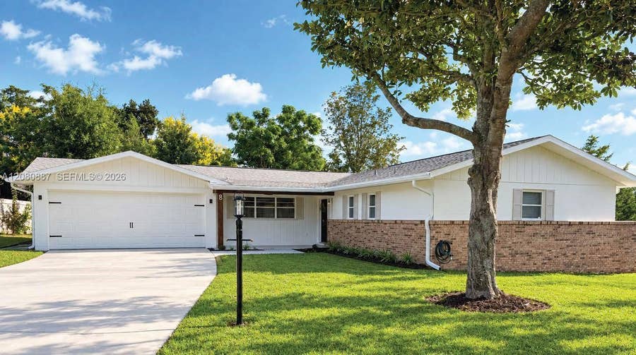 Property photo for 8 Emerald Way, Ocala, FL