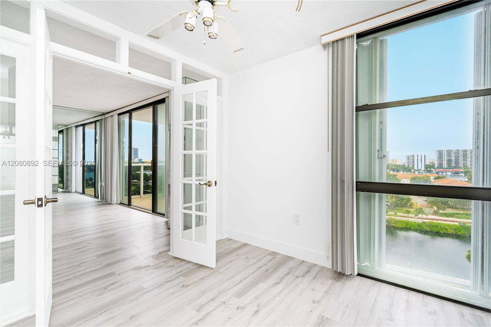 3625 N Country Club Drive, #901, Aventura, FL 33180 Photo 14