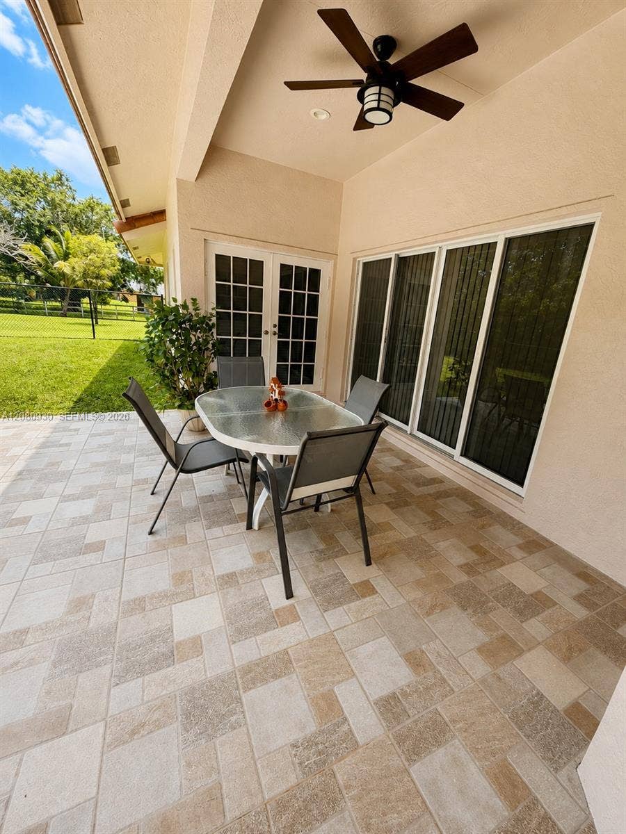 1100 NW 114th Avenue, Plantation, FL 33323 Photo 12