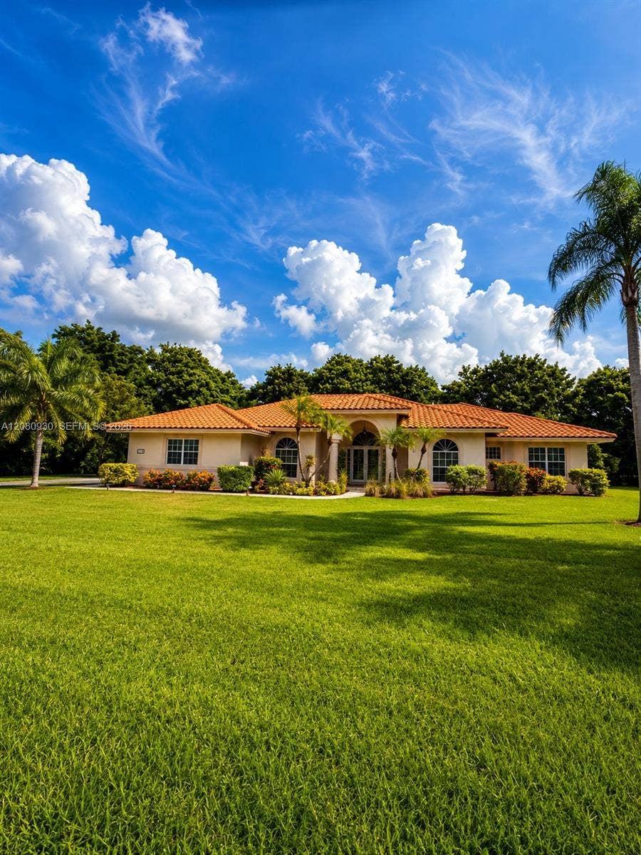 1100 NW 114th Avenue, Plantation, FL 33323 Photo 2