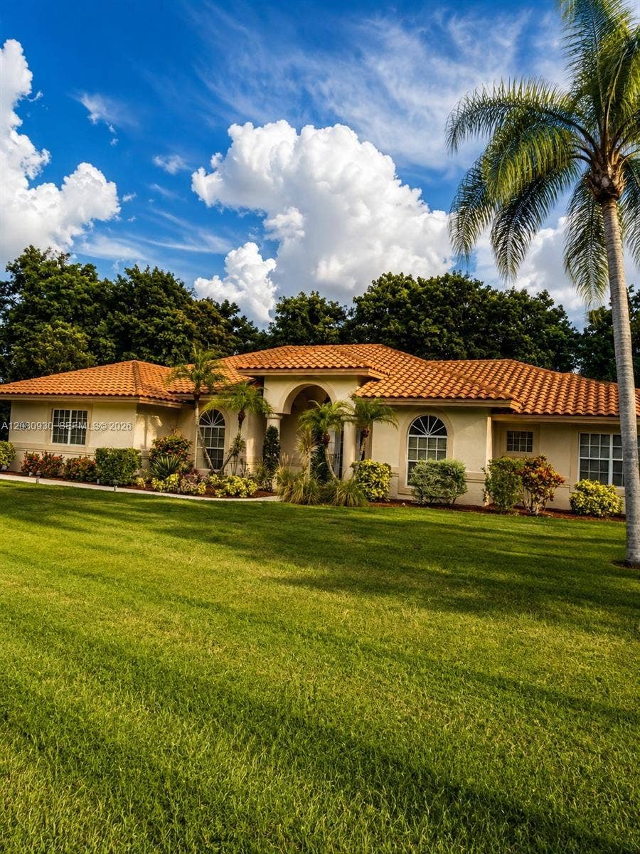 Property photo for 1100 NW 114th Avenue, Plantation, FL
